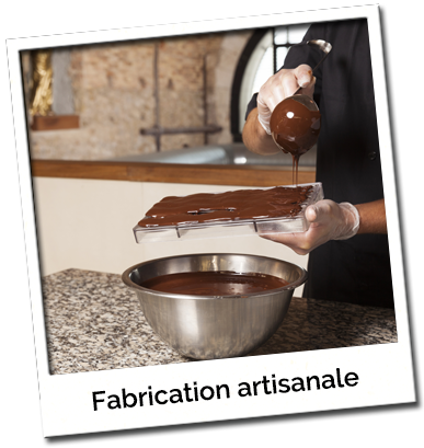 Chocolaterie artisanale &agrave; Marseille, nos chocolats artisanaux et sp&eacute;cialit&eacute;s marseillaises sont fabriqu&eacute;s dans notre boutique, quartier du Panier, &agrave; c&ocirc;t&eacute; des Navettes des Accoules, &agrave; quelques m&egrave;tre du Vieux-port, &agrave; Marseille.